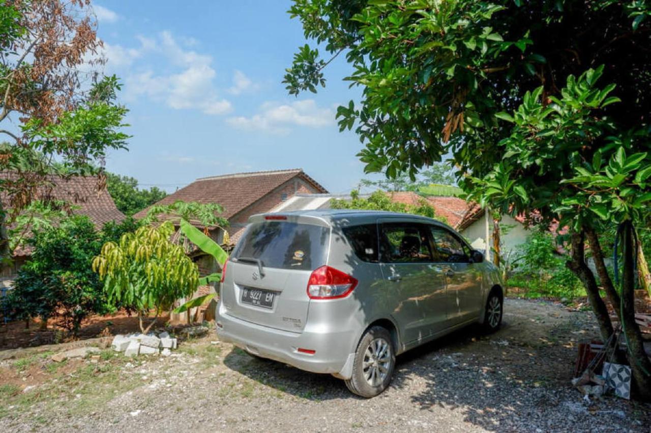 RedDoorz @ Jalan Raya Kaliwungu Selatan Kendal Hotel Bagian luar foto